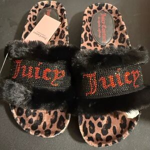 Brand New Juicy Couture Black and Red Fur Leopard Sandals (Multiple Sizes)